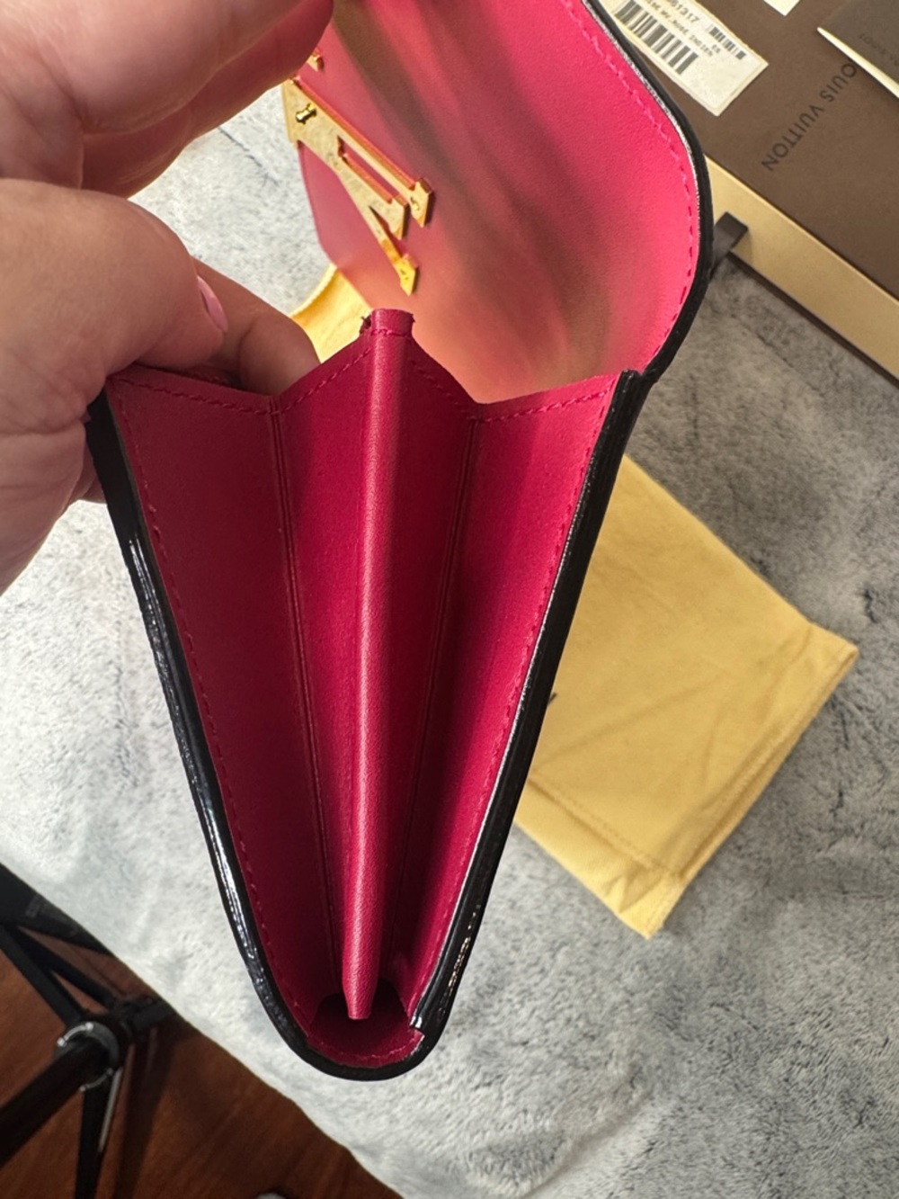 Louis Vuitton Pink Patent Leather Louise Long Wallet - Picture 12 of 14
